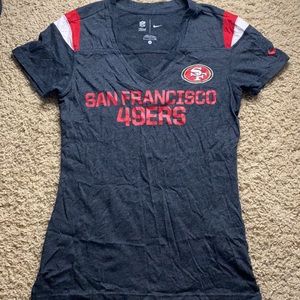 Women’s 49ers tee